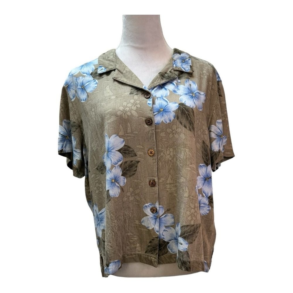 Island Winds Women's XL Button Down Short Sleeve Hawaiian Camp Blue‎ Floral